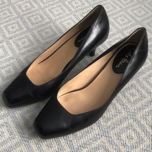 Cole Haan black kitten heel pump